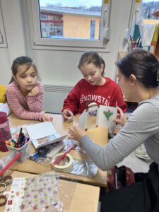 3.c – Weihnachtsbasteln